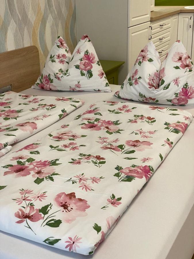 Olivia Studio Oradea Ngoại thất bức ảnh