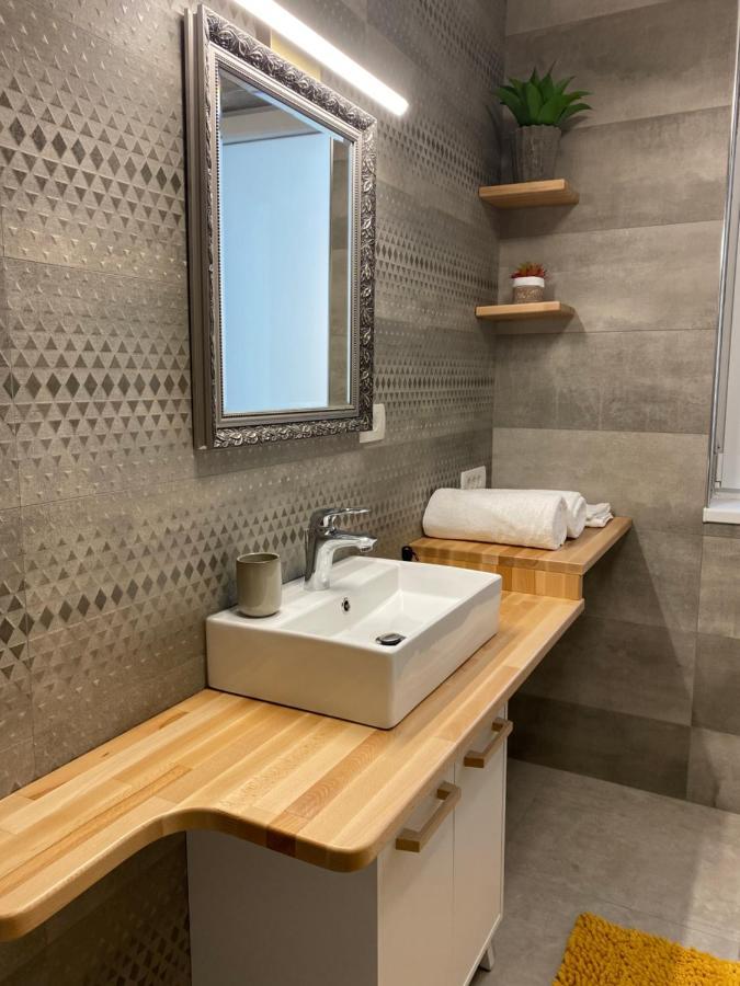 Olivia Studio Oradea Ngoại thất bức ảnh